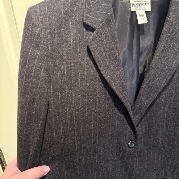 Pendleton 100% Virgin Wool Blazer Women's Size 18 Charcoal Pink Pinstripe Lined - Picture 4 of 5